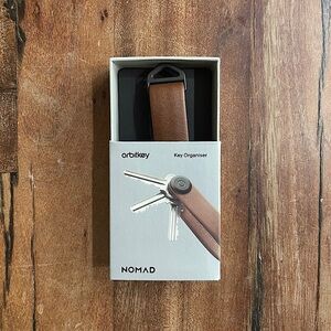 Exclusive Nomad x Orbitkey Key Organizer